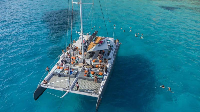 Attraction Catamarans Attraction Catamarans