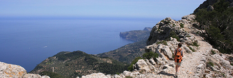 Mallorcan Walking Tours - A guide to walking tours, Day Walks, and Week Treks in Mallorca. If you are thinking of exploring Majorca away from the hustle and bustle then why not try a walking tour, our guide lists a number of the most popular walks!